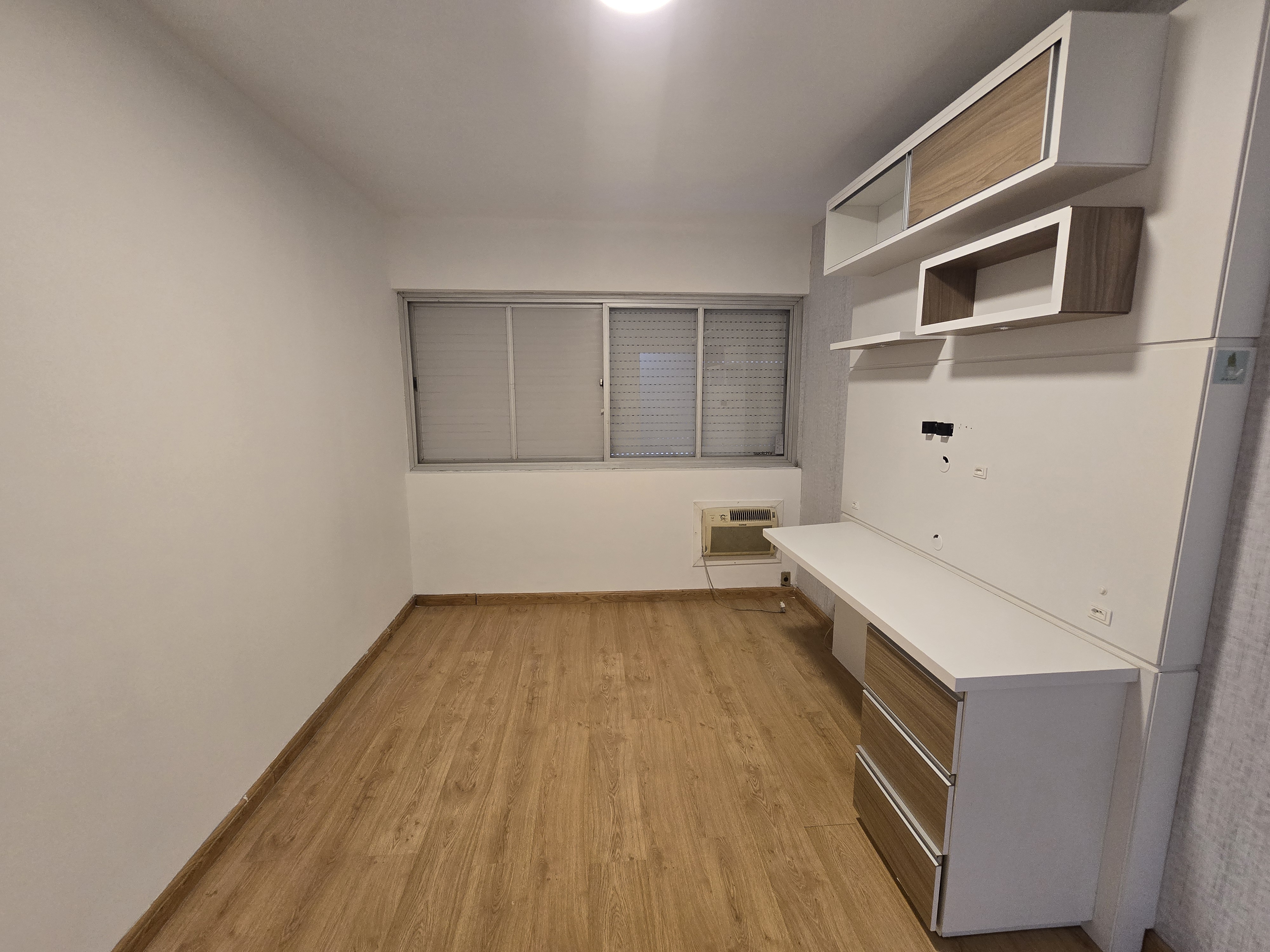 Apartamento para locação no Centro - Florianópolis, SC.