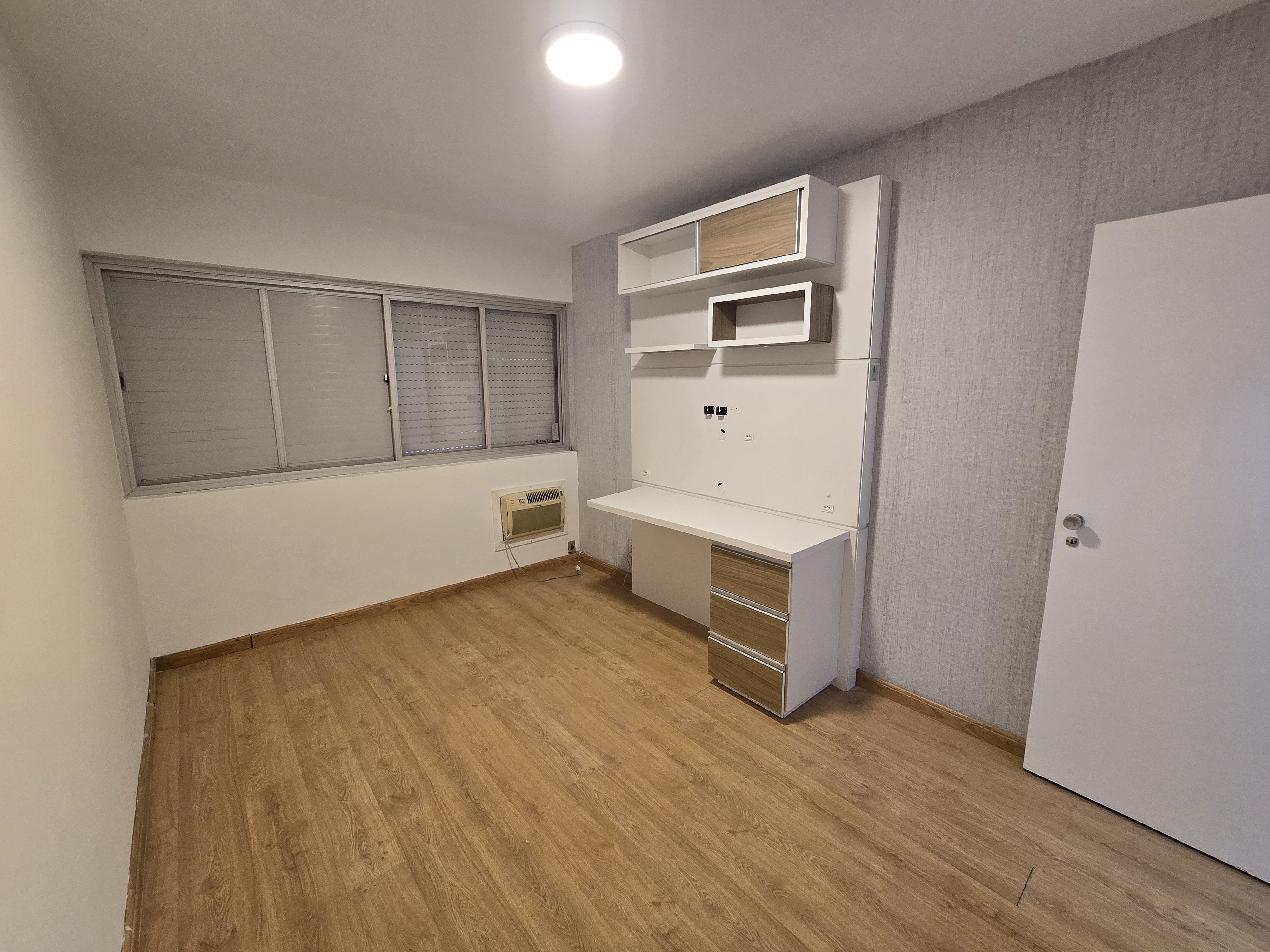Apartamento para locação no Centro - Florianópolis, SC.