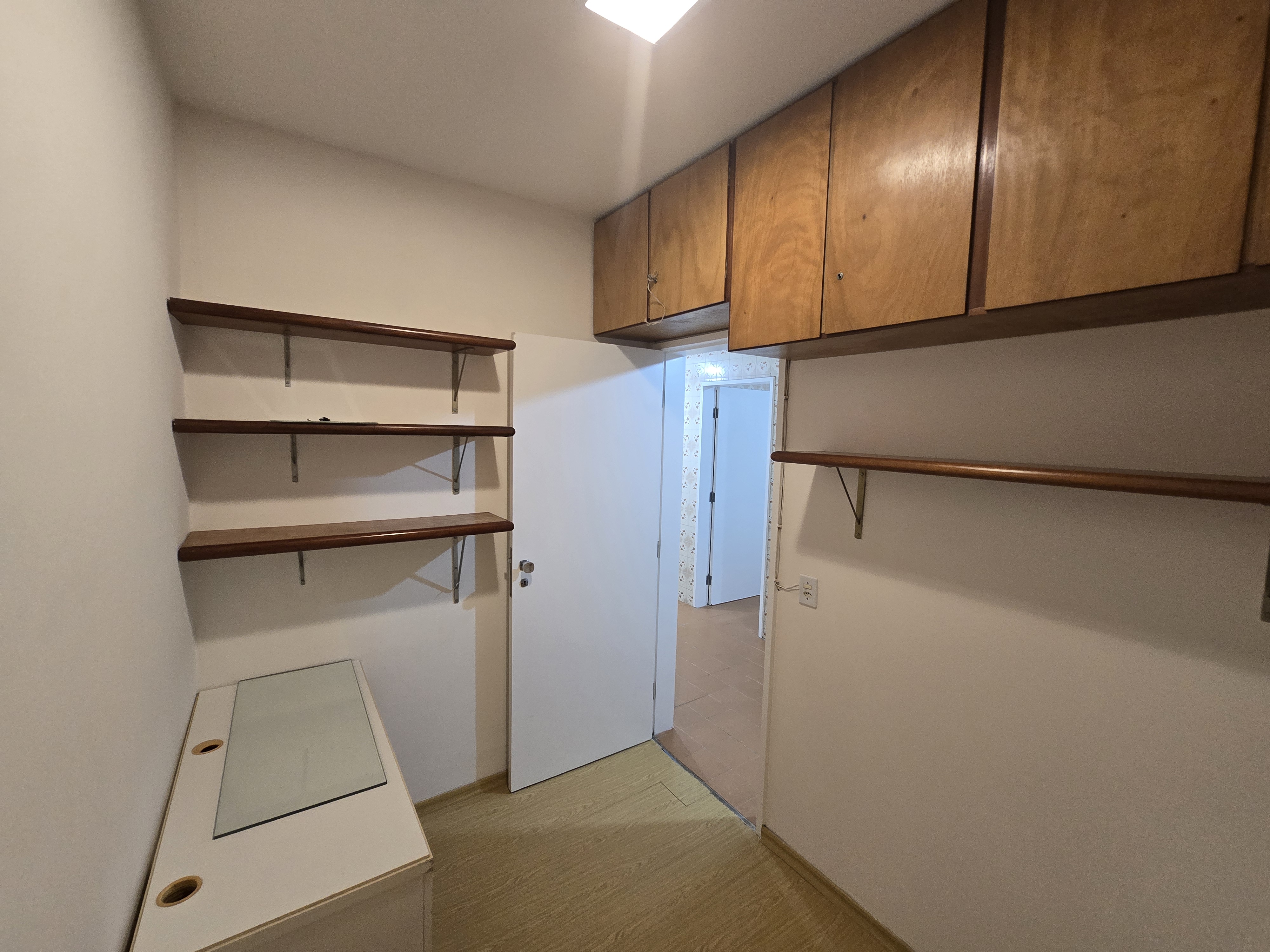 Apartamento para locação no Centro - Florianópolis, SC.